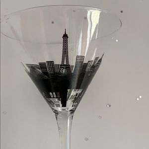 8 ! Martini Glasses w/ Paris in Black Beautiful!